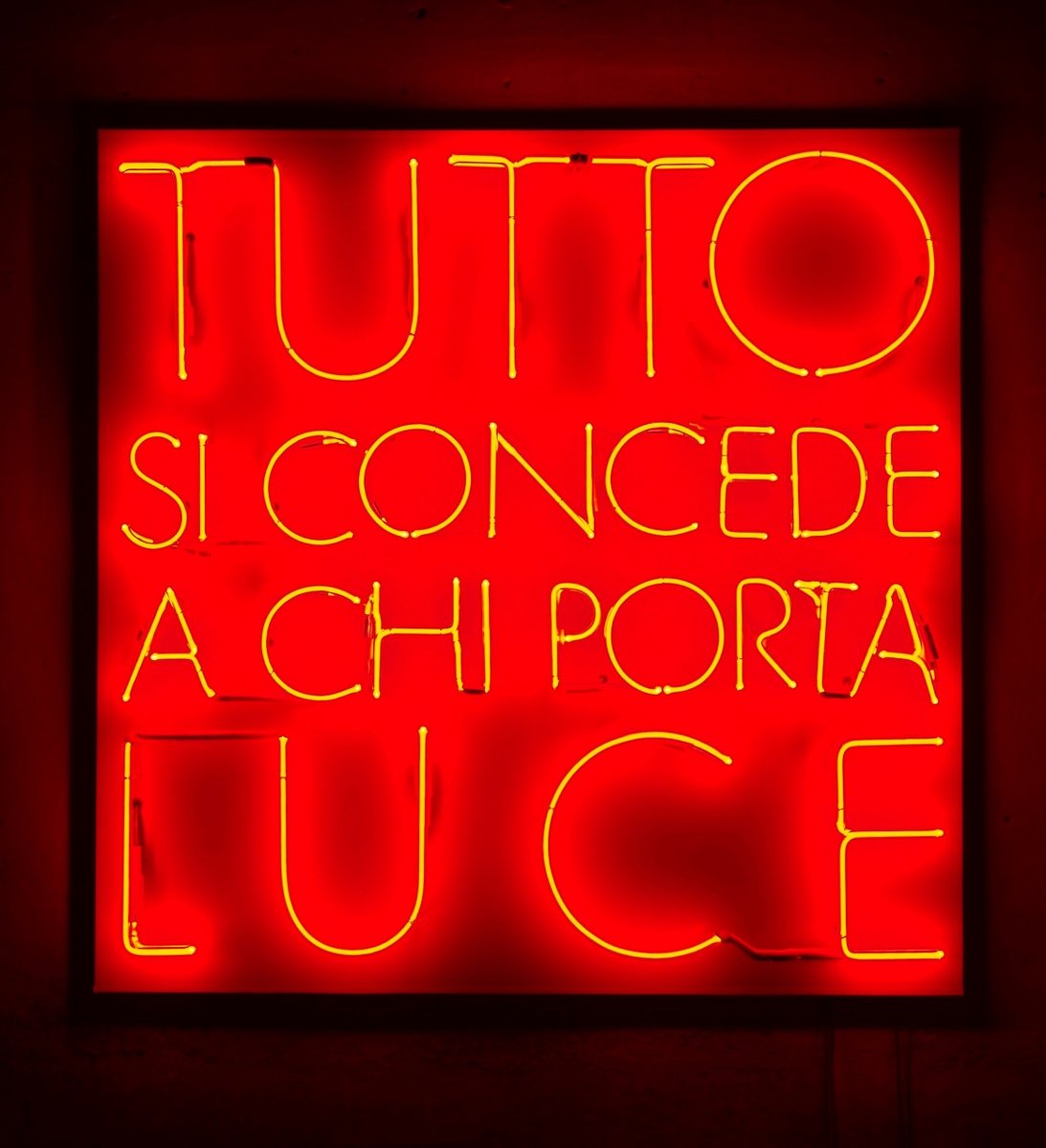 Andrea Pinchi – Tutto si concede a chi porta luce